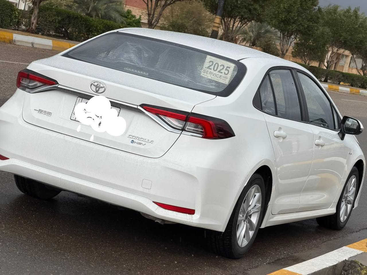 سلام عليكم
كورلا هايبرد 

خليجي موديل 

25 كفاله عامه 

ماشيه 13

فول مواصفات 

كرسي كهربائي 

3 طكات معروفه 

مواصفاتها 

اعله فئه  

سعرها 157 

بيها مجال 

*********** مكان رمادي
