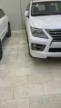 لكزس LX570 • موديل ٢٠١٤ • ٦٠٠٠٠ كم