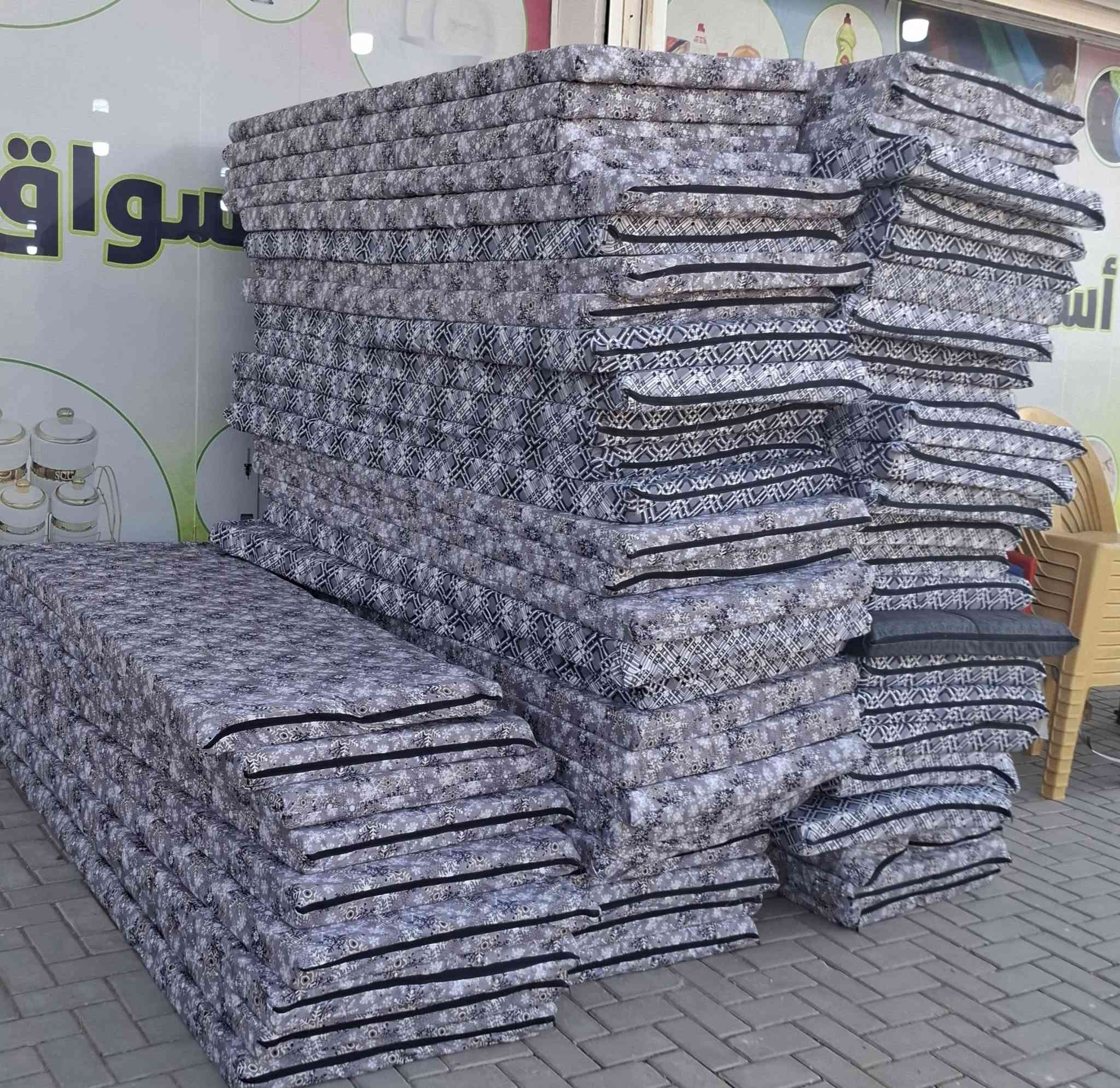 دواشك اسفنج مختلفة القياسات... وجه همايون...


**إذا كنت صاحب هذا الإعلان وتريد حذفه لأي سبب، رجاءا أرسل رسالة إلى الدعم الفني**