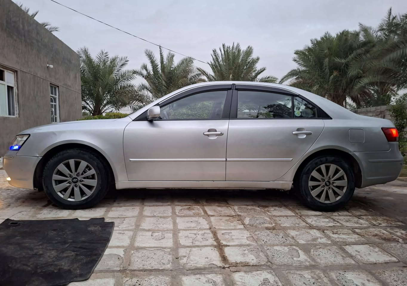 السلام عليكم 
سوناتا كوري موديل 13اصل سنويه بسمي رقم انكليزي بغداد مشروع وطني تحويل ثاني يوم  مكاني نجف للاستفسار اتصل ***********
