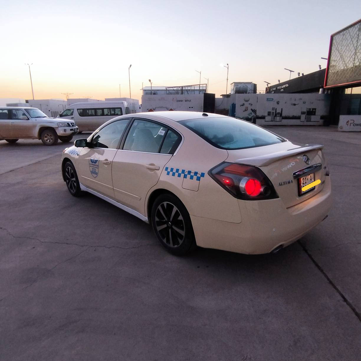 نیسان ئەڵتیما 2012 بێ بۆیاخ سەیارەیەکی جوانو نمونەیە و لەسەر دەقی بیلادی ماوەتەوە گێڕو مەکینەی پاکو بێ عەیبەو نەکراوەتەوە و سەنەوی و تایەی نوێیەو توندو تۆڵو بێ مەسرەفە***********
ABS شاشەو کامێرا سوکان ڤۆلیوم بەسمه السليمانية, العراق
