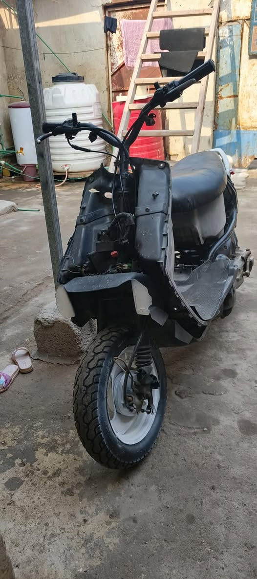 سلام عليكم دراجه ياماها 9 دراجه جاي امشي بيهه و طفت ابيع كوم حديد سعر 100 بكاني بكرمت علي هاذ الرقم *********** البصرة, العراق
