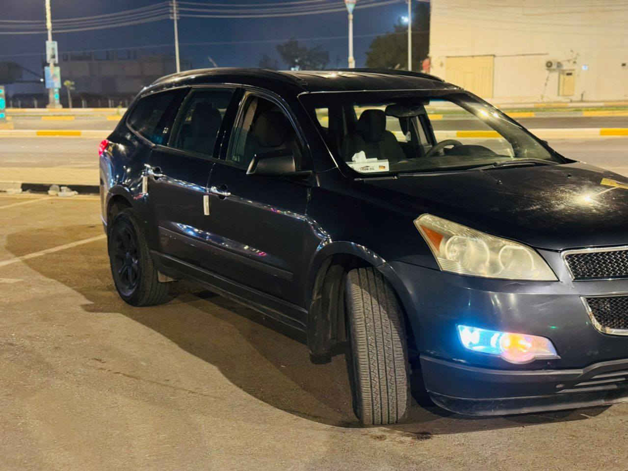 السلام عليكم
شوفرليت ترافلس 2011 السياره كفاله عامه من الدعامية للدعاميه كلين 7 راكب
كير ومكينه وحداديه كفاله تبريد شغال تخم تاير جديد تحكم ستيرن شاشه اندرويد حجم كبير حساسات خلفيه واماميه السياره داخل وخارج بالكارتون عليهه منضومه بانزين كامله جديده السياره جاهزه من كلشي باتري جديد ادامه كامله للسياره منضومه زنون جديدة  باسمي رقم اربيل مداور ثاني يوم السعر 118 بيهه مجال مكانها كربلاء
*********** 
 تاخذه تدعيلي***********
