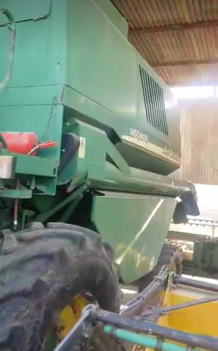 سلام عليكم 
مكلف بالنشر  مكلف بالنشر
***********
حاصوده جوندير  اوربي 
5بلم 
موديل 2008
رقم اربيل. شرط تحويل
فول موصفات 
سعر ٣ دفاتر  ونص بيها مجال 
عنوان موصل 
الحمدانيه
