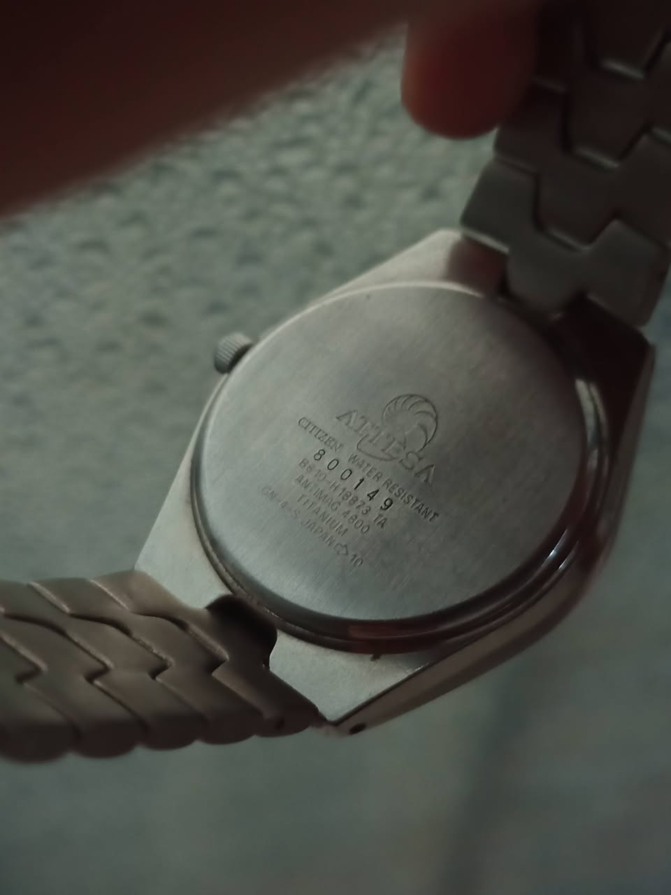 citizen B810-H18873 Attesa eco-drive titanium
 
اندر ستزن من خط اتيسا ايكو درايف تيتانيوم بالكامل 
ماكنه B810 قوتها تتكلم  . الجامه بلادي زفير

ركز هنا ... الكيس نظافه 100% فقط السير 90% والحمدلله 

انتاج الساعه من فتره 1994 الى  1998 توقفت
الساعه تتميز بلغه التصميم الانسيابي الراقي 

القطر تقريبا 38 الى 40
السير يلبس ايادي وسط ودون 

السعر 115 د.ع 
مع توصيل لكل العراق 

يرجى اعطاء وقت التوفر فيه واليوم الي تريد بي الساعه وتامر وتدلل . والبيع فقط باعتماد ويخصم من الساعه فورا ....


**إذا كنت صاحب هذا الإعلان وتريد حذفه لأي سبب، رجاءا أرسل رسالة إلى الدعم الفني**