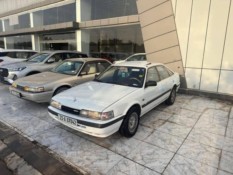 مازدا 626 1990 ڕەقەم سلێمانی هەشت و بەخ  جام کارەبا قفڵ مەرکەزی ناو گێچو کارەبای مەزبوت   بۆیاخ پەڵە پەڵەیە هەیەهەیکەلی زۆر جوانەنرخیی 46  وەرەقەو مەجالێکی کەم شوێن سلێمانی***********  ا
