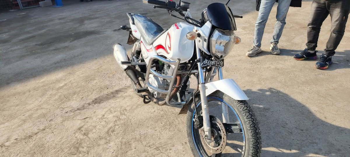 سلام عليكم موطور سنكي عالي موديل 20 اوراق كاملهه حت اوراق كمرك بي محرك 150 سويجين بصمتين بي دراجه حلوه وكاعده سعر 900 وبي مجال بسيط تواصل وياي عل رقم *********** وبخدمتك اني 💗
