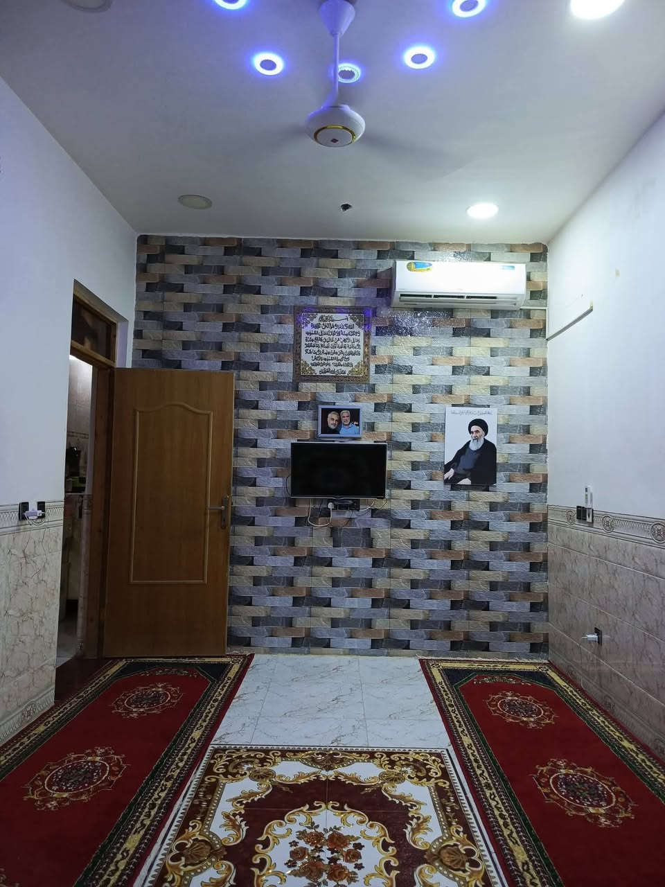 يباع نقد او مبادرة 
للاتصال ***********

