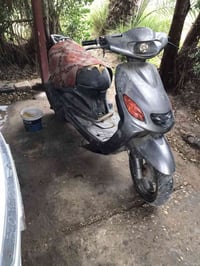 دراجه اكزز للبيع /السعر//125وبيها مجال 07813024684