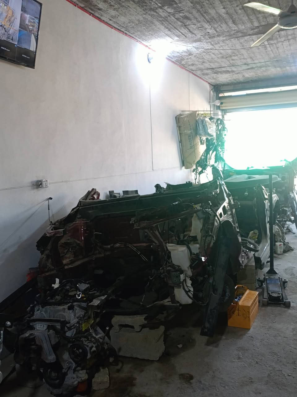 على بركة الله 
بفضل الله _ توفر ادوات السيارات الامريكيه في وكاله الرحمن  ٫ تفصيخ وجديد  وبأسعار مناسبه 

ديالى بعقوبه الصناعه الاخيرة
***********
***********
