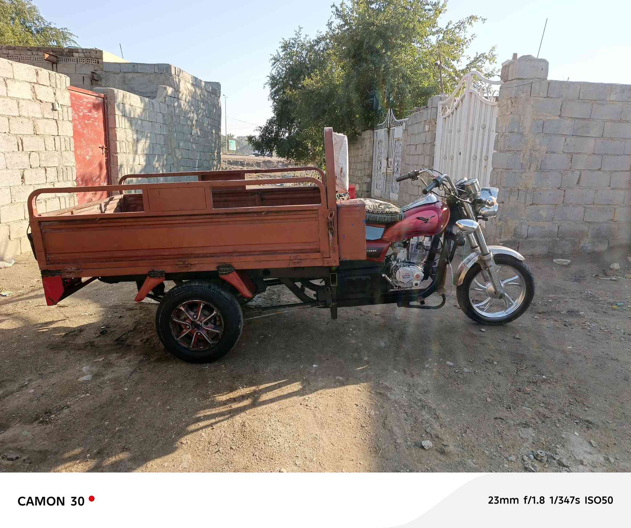 السلام عليكم ستوته للبيع موديل 2013 اوراق اصولي باسمي ستوته كفاله عامه ماكينه 25 السعر بمليون وميه وبيها مجال مكاني كربلاء طويريج***********
