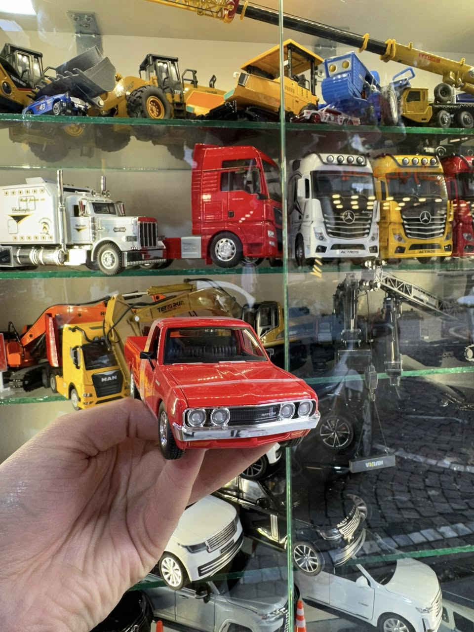 datsun 620 pickup
since:1973
brand:maisto
size:1.24
whatsapp:7504053762
توصيل كل محافظات العراق
سعر:راسلني خاص
