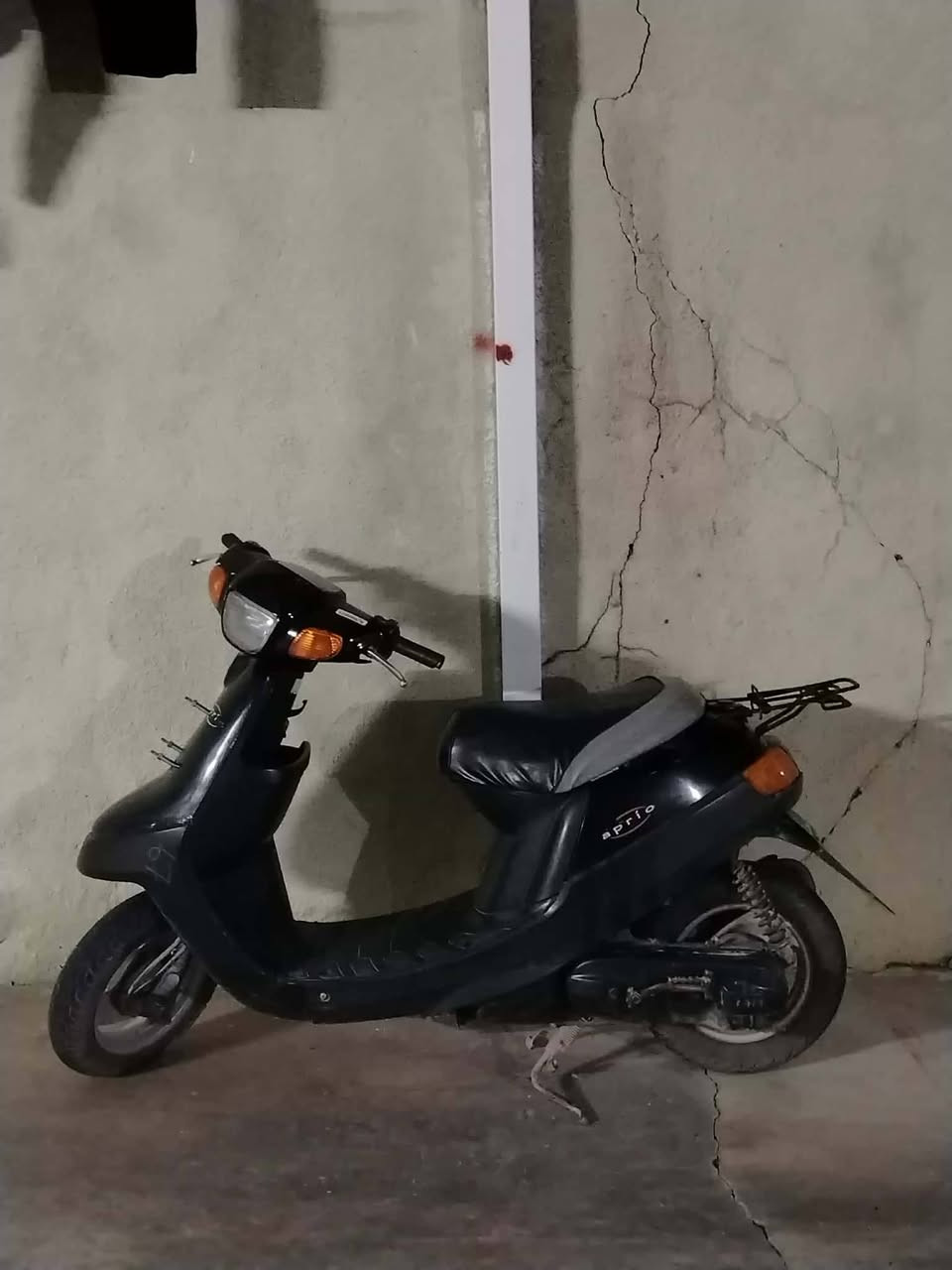 بني للبيع مكينه ما مفتوحه عطال ما بيهاا اي عطال شغال كلشي ***********
