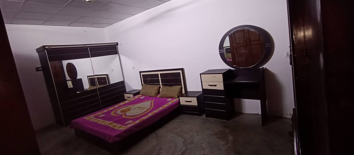 غراض للبيع للاستفسار الاتصال ع الرقم ***********
