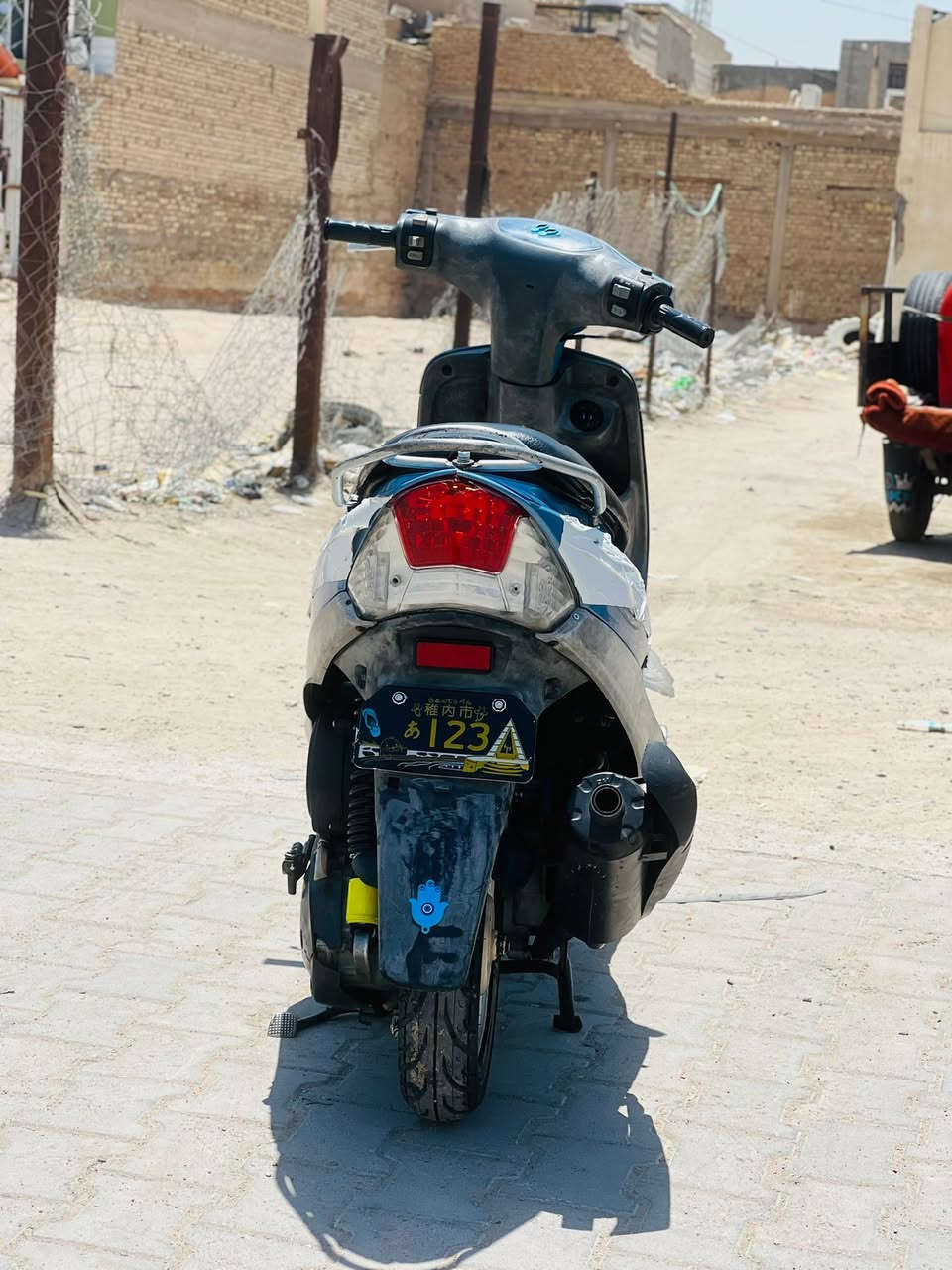 يالله 
ماكس منغولي جديده مال حاويه شرط لامفتوحه ولا ملعوب بيها مكينه بلادي 
كلج رياضي 
صالنصه رياضي 
كهربائيات كلها شغاله 
مكاني نجف  سعرها ٦٥٠ 
***********
