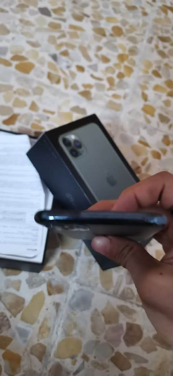 ايفون 11برو ماكس شاصي نضيف ما مفتوح فيس ايديي شغال دبل سيم مع خمس كفرات وشاحنه السعر 370 قفل قفل


**إذا كنت صاحب هذا الإعلان وتريد حذفه لأي سبب، رجاءا أرسل رسالة إلى الدعم الفني**