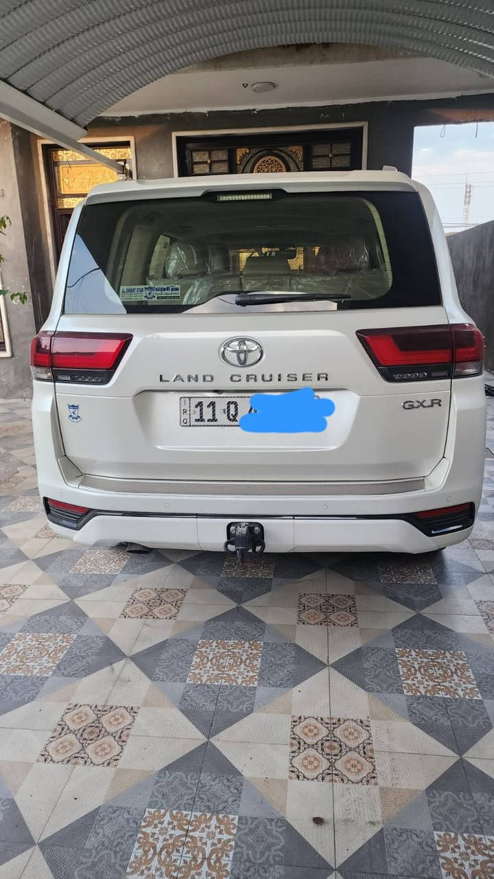 للبيع لاندكروز موديل 2024   مكفولة كفالة

 عامة من كلشي 6سلندر 4000 سياره ساز  اصلي

السياره بأسمي رقم بغداد

مواصفات السياره ماشيه 14 الف حقيقي جبته زيرو على ايدي  

فتحة سقف 

٤كامرات 

جنطة كهرباء 

كراسي جلد 

كراسي كهرباء 

شاشات تطبيق اصل 

3 شاشات 

كراسي تدفئة 

كراسي تبريد 

لايت زنون 3 عدسات 

كشاف لايت 

زراك لايت 

3 قطع تبريد 

جامات تصعد وتنزل كهرباء اوتو 

مري كهرباء وشفط 

نضام SPORT

نضام OTOhold

نضام صعود الجبال 

نضام المنحدرات 

داخل جلد بيجي 

بك لايت LED 

كامرات خلفية وامامية 

حساسات أمامية 

حساسات خلفيه 

سياره جديدة حيل

مكان السيارة بابل

سيارة بسمي تحويل مباشر

***********
