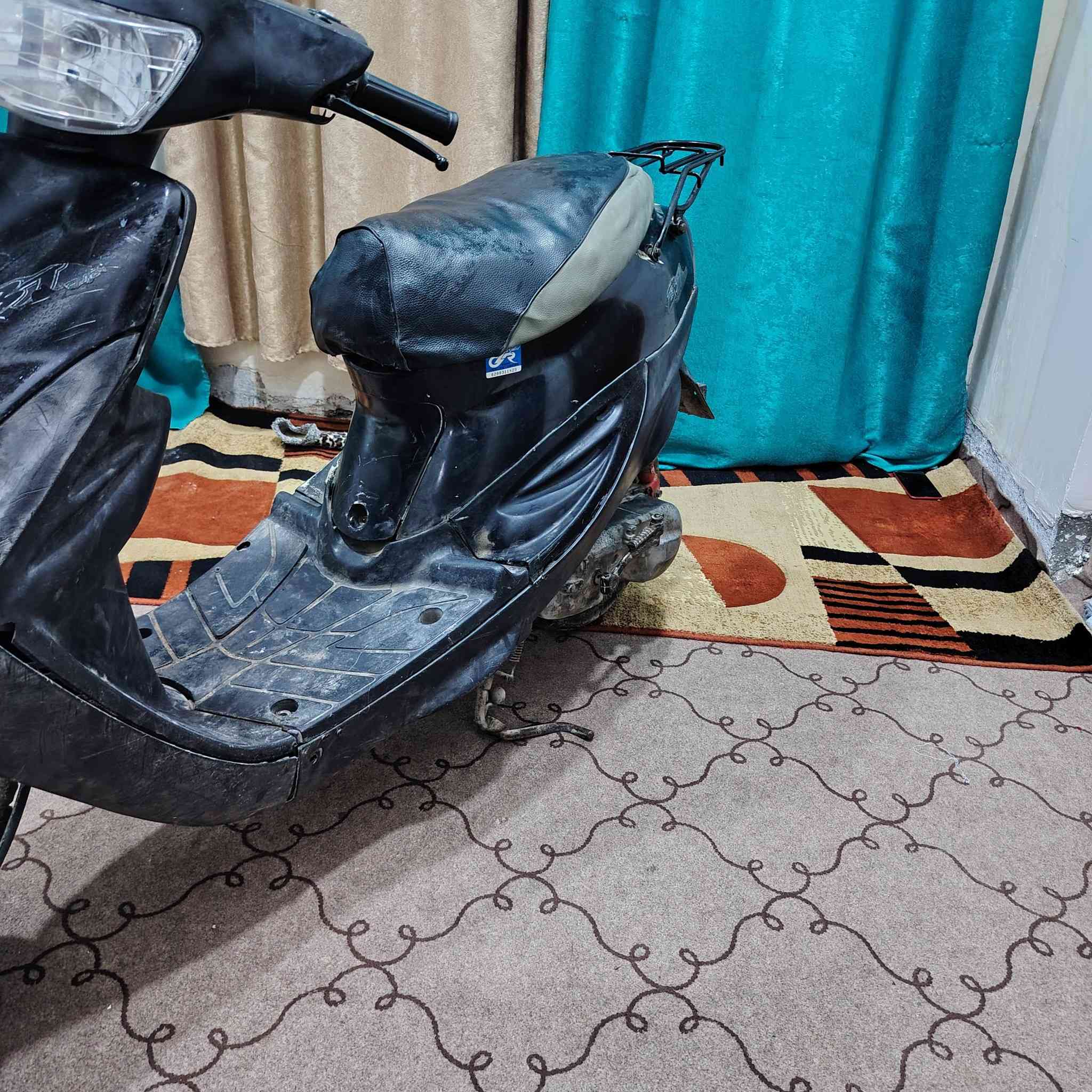 دراجه بيجي للبيع سعر 200 وبيها مجال
رقمي ***********
