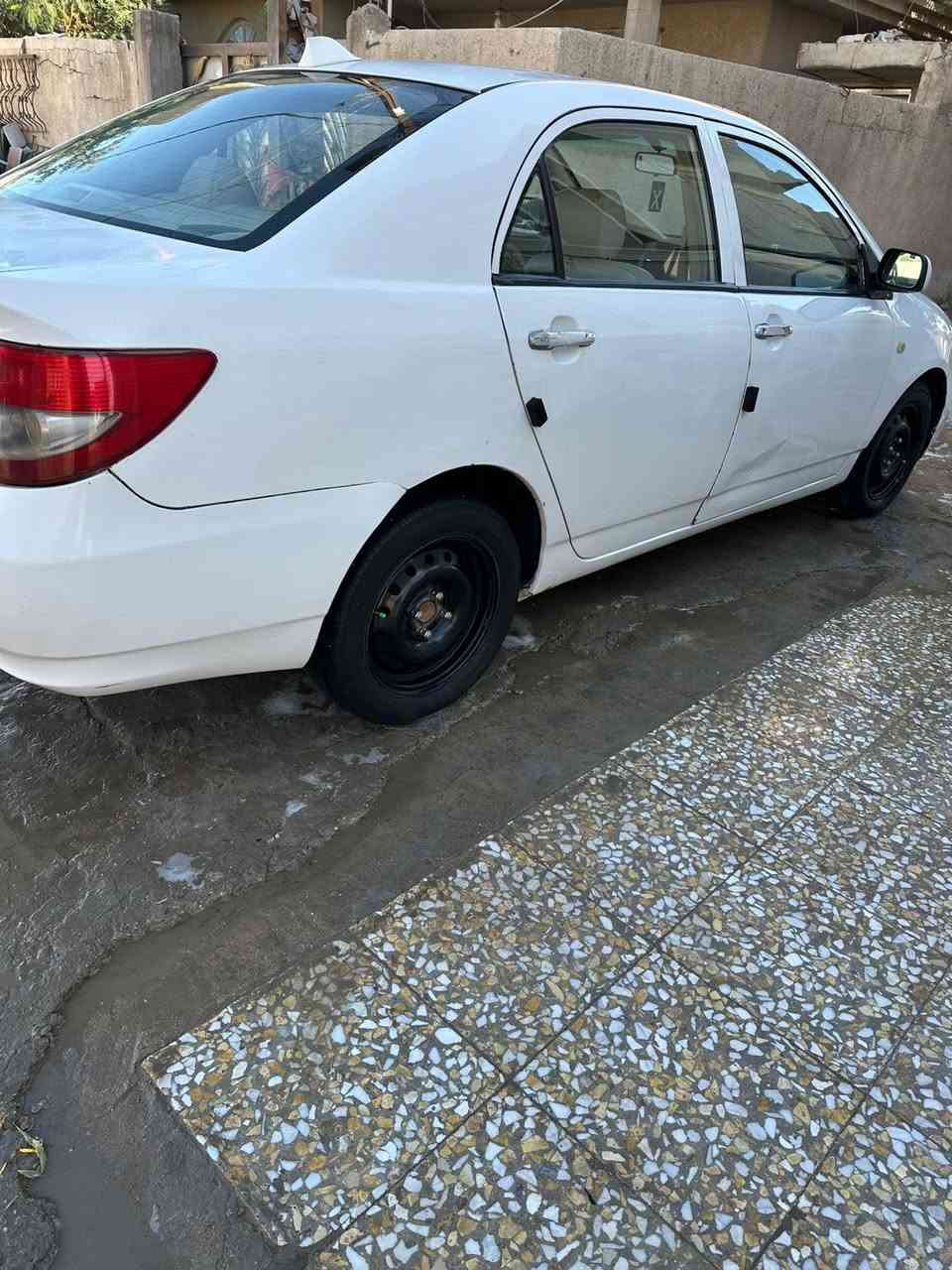 سلام عليكم سيارة BYD f3 اوتماتيك موديل 12 بسمي مشروع وطني هزة جديدة سيارة جاهزة مبدل جاملغ امامي فقط السعر 45 بيهة مجال لشراي مكاني بابل حلة مركز المدينة للتواصل ع رقم *********** او خاص متواجد تحياتي لجميع
