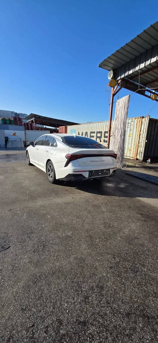 سلام عليكم للبيع K5 غاز موديل 25 صور الحادث بالمنشور عارضها ١٩٥وبيها مجال مكاني الديوانية *********** ***********
