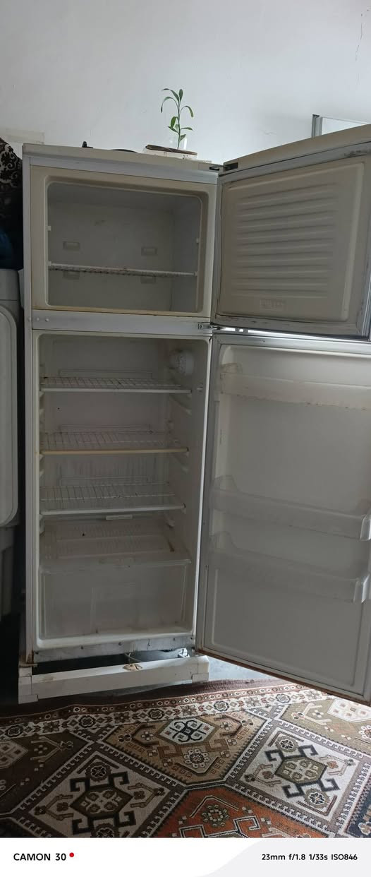 سڵاوی خوالەهەمولایک ئەم سەلچەبۆفرۆشتن سعری هەرزان 85هەزار لەکەلارم ژەم ***********
ئادمین گیان ورگەر
