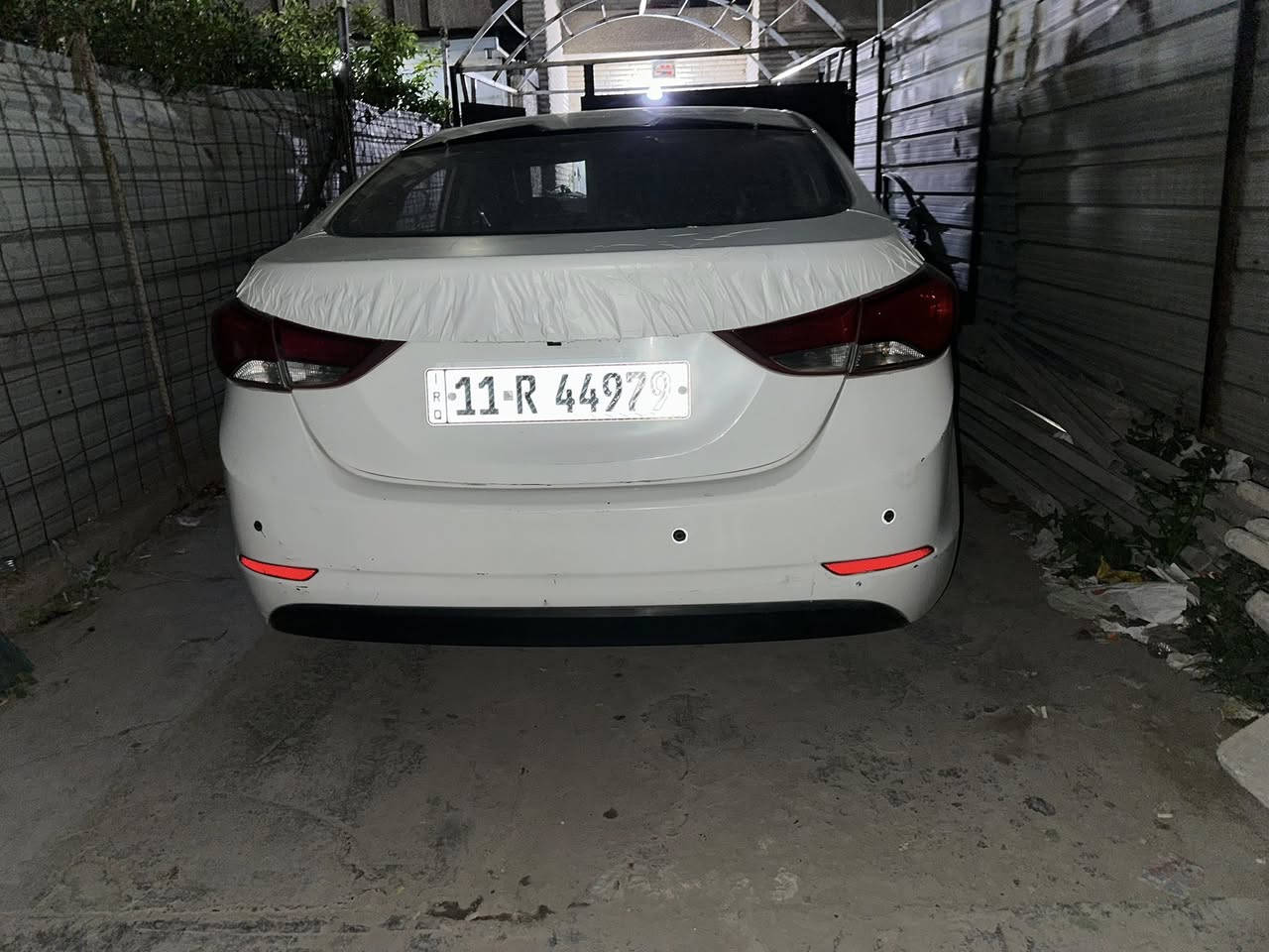 النتر الخليجي ١٥ تبريد قطعتين. فتحة سقف شاشه كامره   سوناره موجود بل منشور عندي بيه بارد باب سايق   مكينه كير  مكفولات 

السعر 120بيه مجال ***********عنوان بغدا غزاليه
