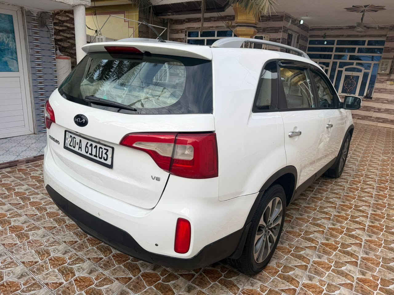 السلام عليكم لل بيع سورنتو موديل 2015 خليجي مكفوله كفاله عامه سونار بلمنشور محرك 6/3500 فول مواصفات 1/1 فول الفول رقم ديالئ دولي بسمي سيارا بعدها وضع شركه جديده بمعنى الكلمه تبريد تدفئة شغالات صدر امامي خلفي جديد دوشمه كشنات جديده كاعيات جدد السيارا جاهزا برغي متخلي عليها سع ر 163 بيها مجال  العنوان ديالى رقم الهاتف ***********
