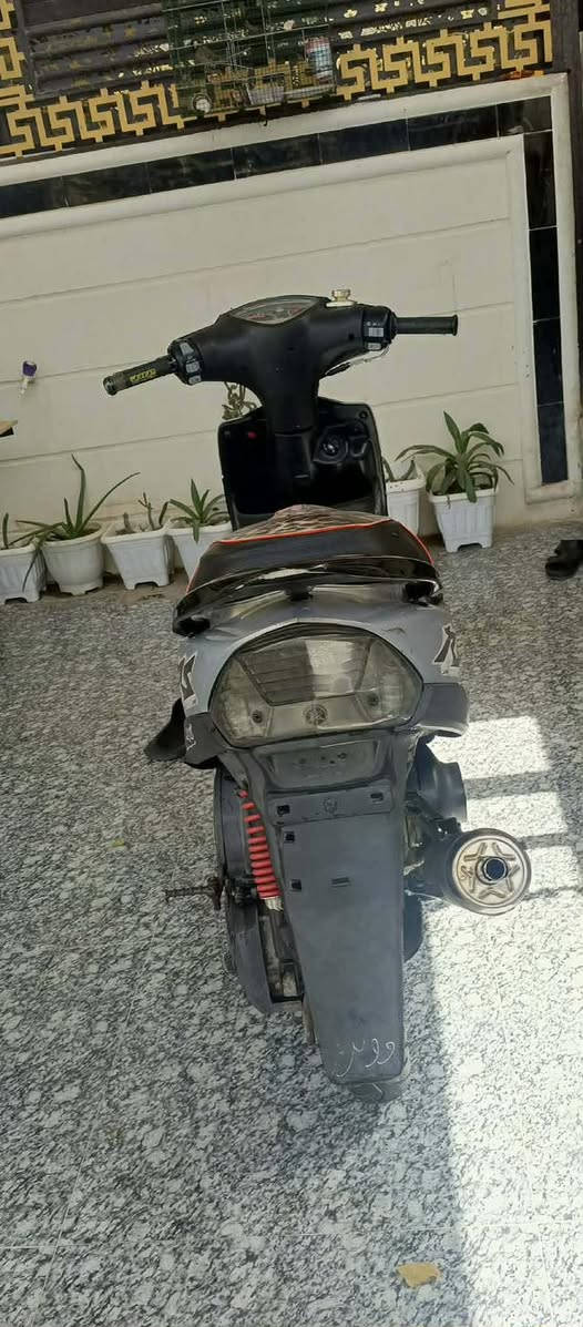 سلام عليكم ماكس مكينه رمبه فول دراجه مناقصه شي بس فج بريك امامي دراجه حلوه ومرتبه كفرات ختم واحد مكان ديالى شهربان رقم ***********
