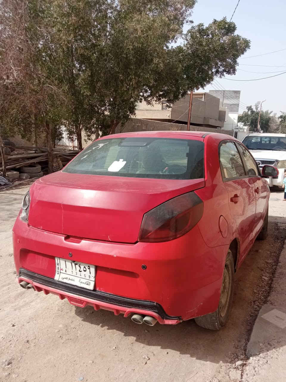 السلام عليكم 
للبيع سنويتها بهذا الشهر تسقط والمكينه بيها خيط بخار قليل 
راعيها يريد مداور سعرها 27 وبيها مجال مكاني حله بكرلي رقمي *********** سياره خدميه وتخبل
