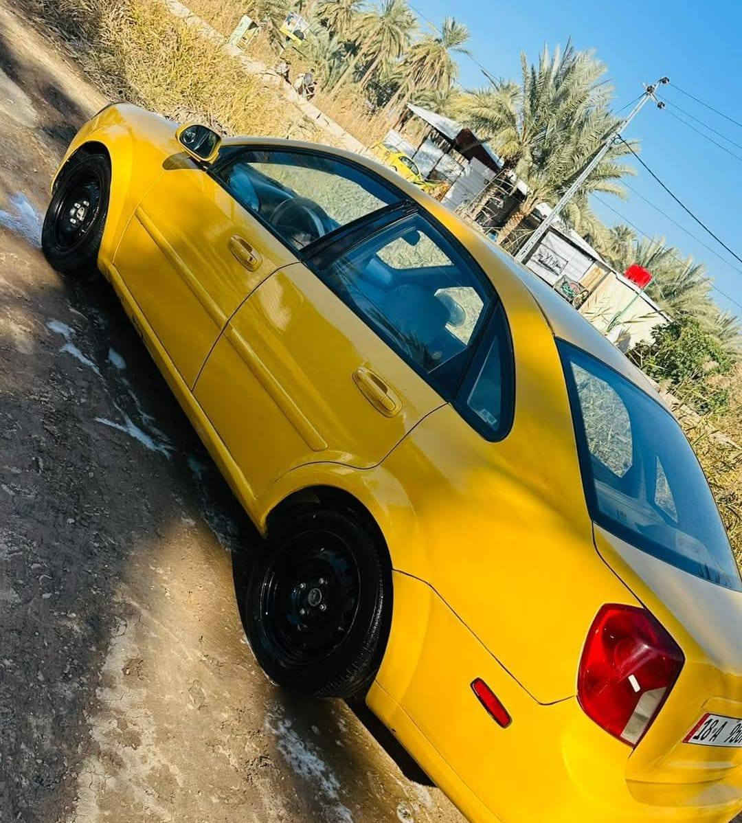 السلام عليكم البيع سياره وبتره.
سياره جديده وحلوه سنويه, 27 
محرك وكبر وحداديه جديدة سياره جاهزه 
مكلف بلنشر 
***********
