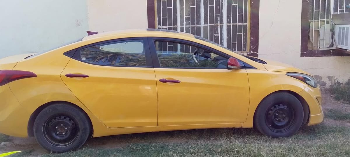 السلام عليكم 
النترا 16امريكي فول واحد ع واحد ليبل واحد 
فقط بنيد مبدل بدون دواخل حادث امريكا 
والباقي كفاله

المواصفات 
بصمه فتحه شاشه كبيره حساس خلفي 
تدفئه بالكشن منضومه زنون
محرك 1800كفاله لاتبخير ولا تنقيص 
كير كفاله حداديه جديده تبريد ثلج
تخم تاير جديد مصفره هيئه وغرامات 
تحويل مباشر السعر 105 وبيها مجال 
***********
***********
