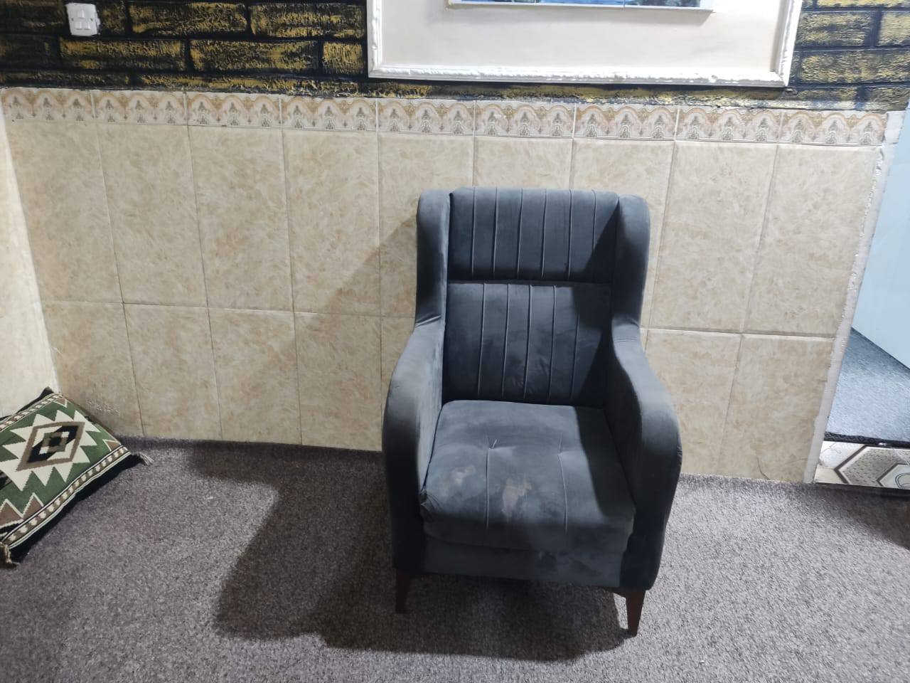 سلام عليكم تخم مع ميز مكتب للبيع سعر 250بيهن مجال


**إذا كنت صاحب هذا الإعلان وتريد حذفه لأي سبب، رجاءا أرسل رسالة إلى الدعم الفني**