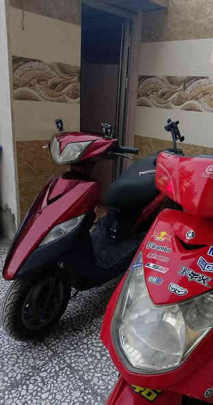 ثعلب للبيع مكينه 58.5 دراجه ناعمه وخير من الله سلف رياضي كت كلجات جديد زنون اصلي +زنون بومه سكن ريمونت دبل اشارة حساسات بريك +بريكات كله جاهزه +كفرات لون دم الغزال شذرة واضحه  والدراجه جاهزة بأي وقت السعر 650 رقمي *********** بغداد
