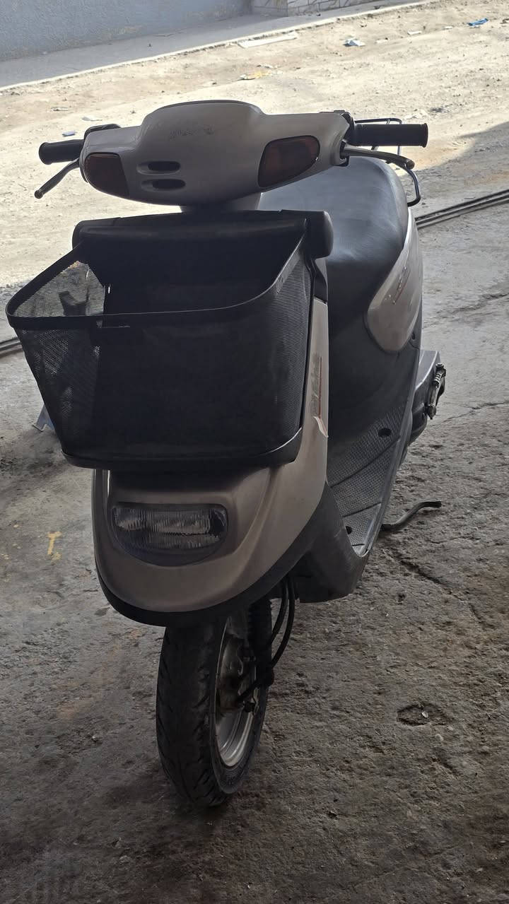 السلام عليكم منغولي حاويه للبيع ما مفتوحه ولا برغي بيها مفتوح او نمبدل دراجه حلوه ونضيفه تجي تفحص وتشوفه السعر 825 وبيها مجال حك الجيه عنواني كربلاء البوبيات
***********
