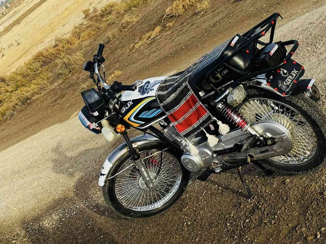 سلام عليكم دراجه تايكر للبيع موديل 25 كفاله عامه كله ع بلاد ما عده دشبول مبدل سعر 725 وبيها مجال بسيط اللاستفسار ***********
