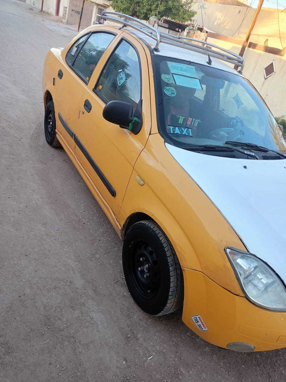 بيع سريع أسعر 👈👈(                   29                     )            اقرا المنشور قبل ما تخابر ))
يا الله ( طيبه ) موديل ( 2015 ) رقم ( بغداد  ) (سنويه مجدده لل 28)
( تحويل مباشر )((مصفره هيئه وغرامات)) ((  نقوصات السياره الروله بيها صوت الباب خلف العبري عكس السائق بيها بارد والجاملغ الامامي الايسر مبدل بدون ضربه اثر خياس))) (مكينه جديده) 
( كير  جديد 👍 ) 
 (  تخم تاير ) ( الحداديه جديده) ( ترايك وين ميعجبك )( بور ستيرن جديد )
( سياره  بلاديه ) (  شواصي  بلاد))((سيستم سماعات مع مضخمات))
أسعر👈👈(                   29             )مكاني     ///حله  بابل محاويل قرب كراج المحاويل/// رقم الهاتف/(***********))((***********))
