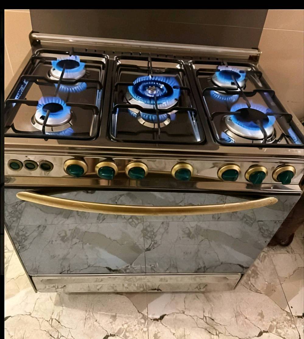 ورشة ابو يوسف تصليح طباخات كافة الأنواع خدمة موقعية داخل بغداد نجيك باب بيتك
***********