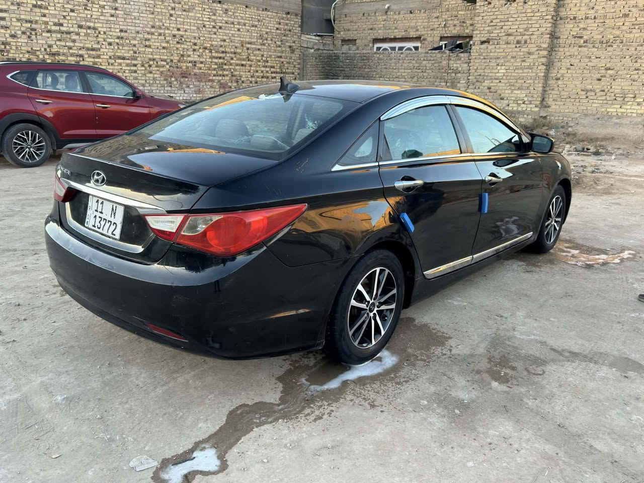 السلام عليكم
سوناته 11.بيه اربع قطع كشنات كهرباء 
تحكمات  مكينه 2400. رقم بغداد تحويل وهزه جديده.     مكان بابل.  السعر 85
جاهزه. مكينه وكير وحداديه لوك 
لايت زنون. تخم تاير. 
مراوس. يرهم 
***********
