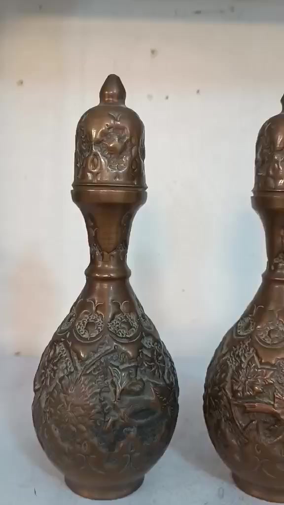 انتيكات وتحفيات للبيع مكاني بغداد *********** يوجد توصيل
