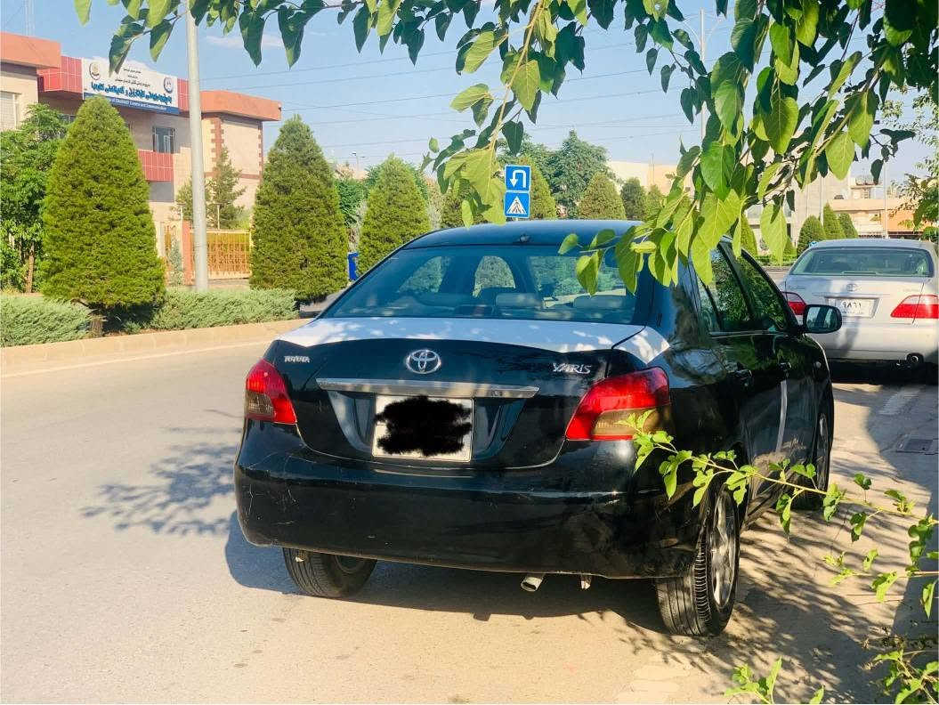 سەرەتا بە ناوی خوای گەورە 

toyota yaris  تۆیۆتا یارس 
خوار هەموو بازار 
مۆدیل ٢٠٠٨  ئۆتۆماتیک مەکینە گەورە 
گێڕو مەکینە و تەبرید بە شەرت 
تەقە و رەقە بەشەرت 
٣ پارچەی بۆیاخە بێناو گرتن 
چوار جام کارەبا. ئاوێنە کارەبا . abs . 
دەبڵ گێچ و پێنج کەلە بلاجکتۆر  لایت زینۆن 
چوار تایەی تازە 
خەرامەی تیایە دوای معامەلە بۆت ئەگەرێنمەوە 
رەحمەتان لێبێ موشتەری نیت سعرمان پێ تاقیمەکەرەوە  
سەیارەکە مالی دۆستە 
بۆ زانیاری زیاتر پەیوەندی بکە 
*********** viber wats up السليمانية, العراق
