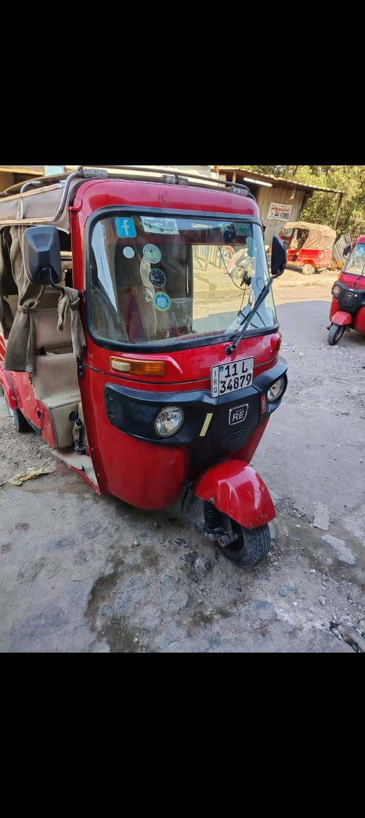 سلام عليكم تكتك للبيع موديل 22 تكتك حلوة مكينة مكفولة كشر مكفول ***********
