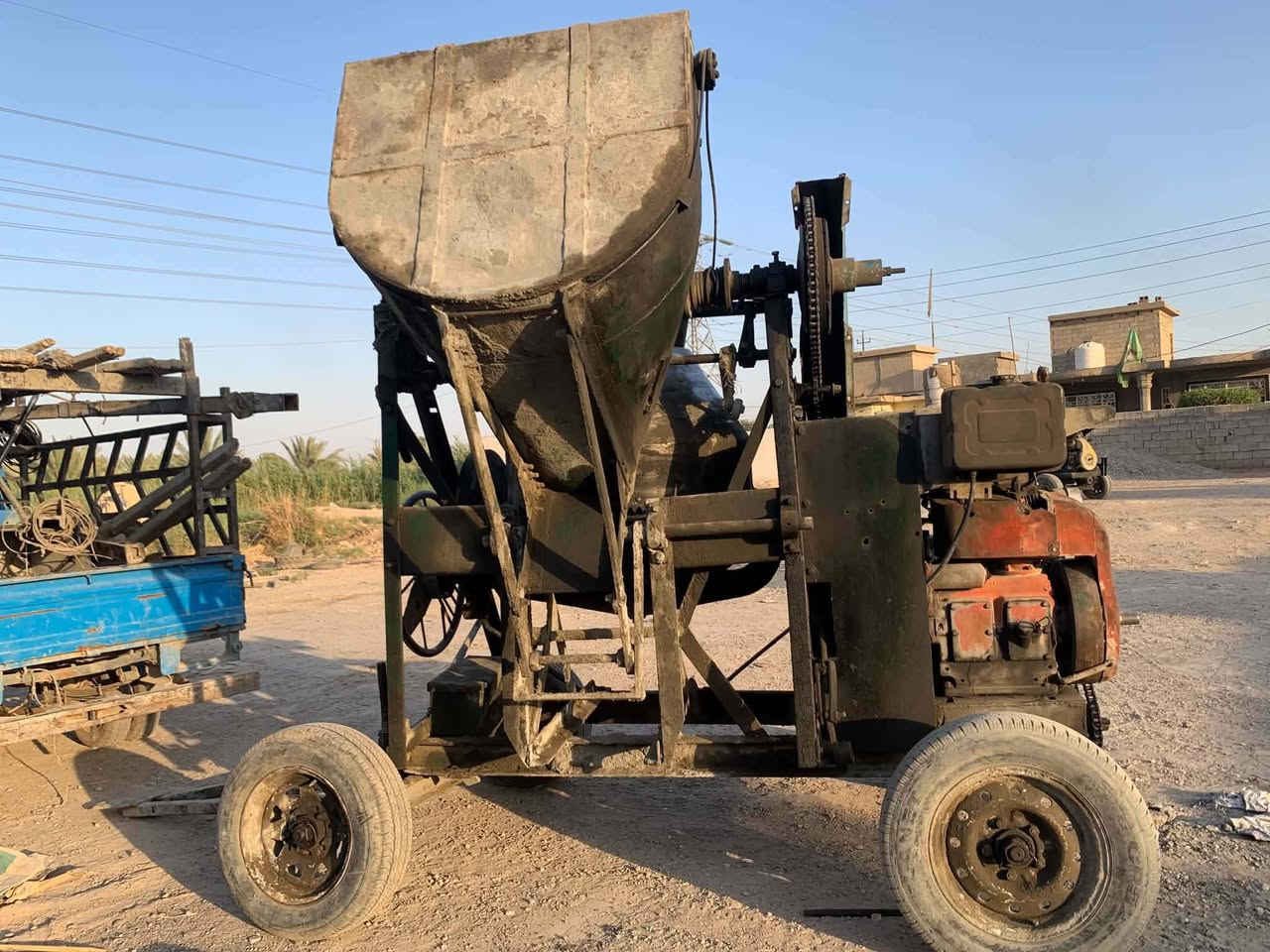 السلام عليكم خباطه للبيع 80 محرك بتر بيه دخانه مكان بغداد بسعر مناسب ***********
