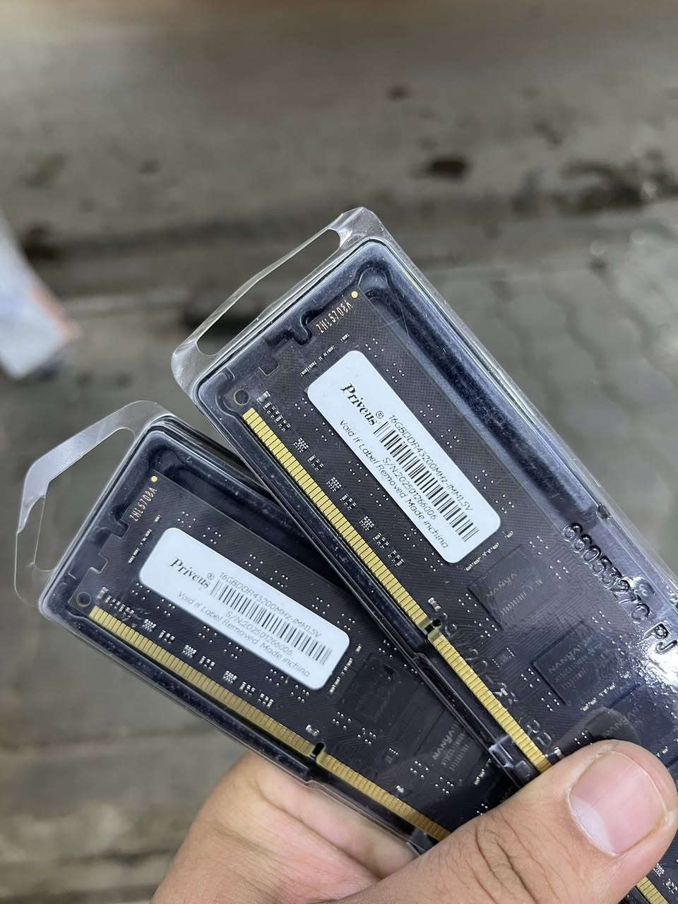 رام حاسبة حجم 16
قطعتين كل قطعة 16 ما مفتوحات ولا مفحوصات ولا مخليهن على pc الله يشهد 
ثنينهن ابيعهن على هل موجود خلي سعرك و نتفق


**إذا كنت صاحب هذا الإعلان وتريد حذفه لأي سبب، رجاءا أرسل رسالة إلى الدعم الفني**