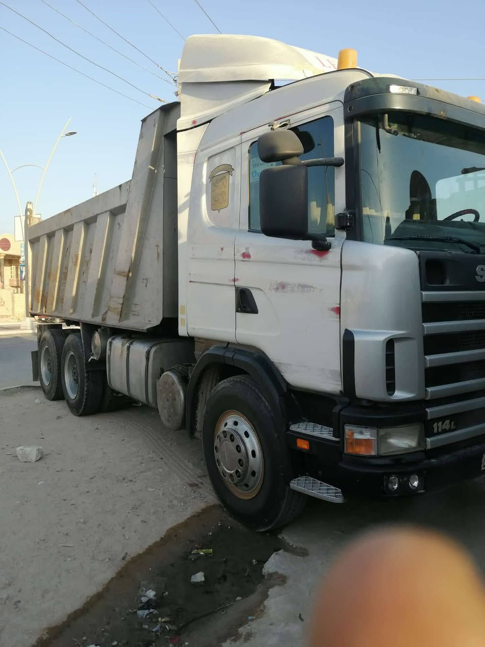 سكانيا للبيع رقم بصره ٢٠٠١ سنويه لسنة ٢٦ مكينه سته انجكتر لاتنقيص ولاتبخير گير ٣في٣ مجموعه ٩٧ ٢٨ تخم تاير بدي تفصال عماره مكان معرض العونان في الزبير نقال ***********
