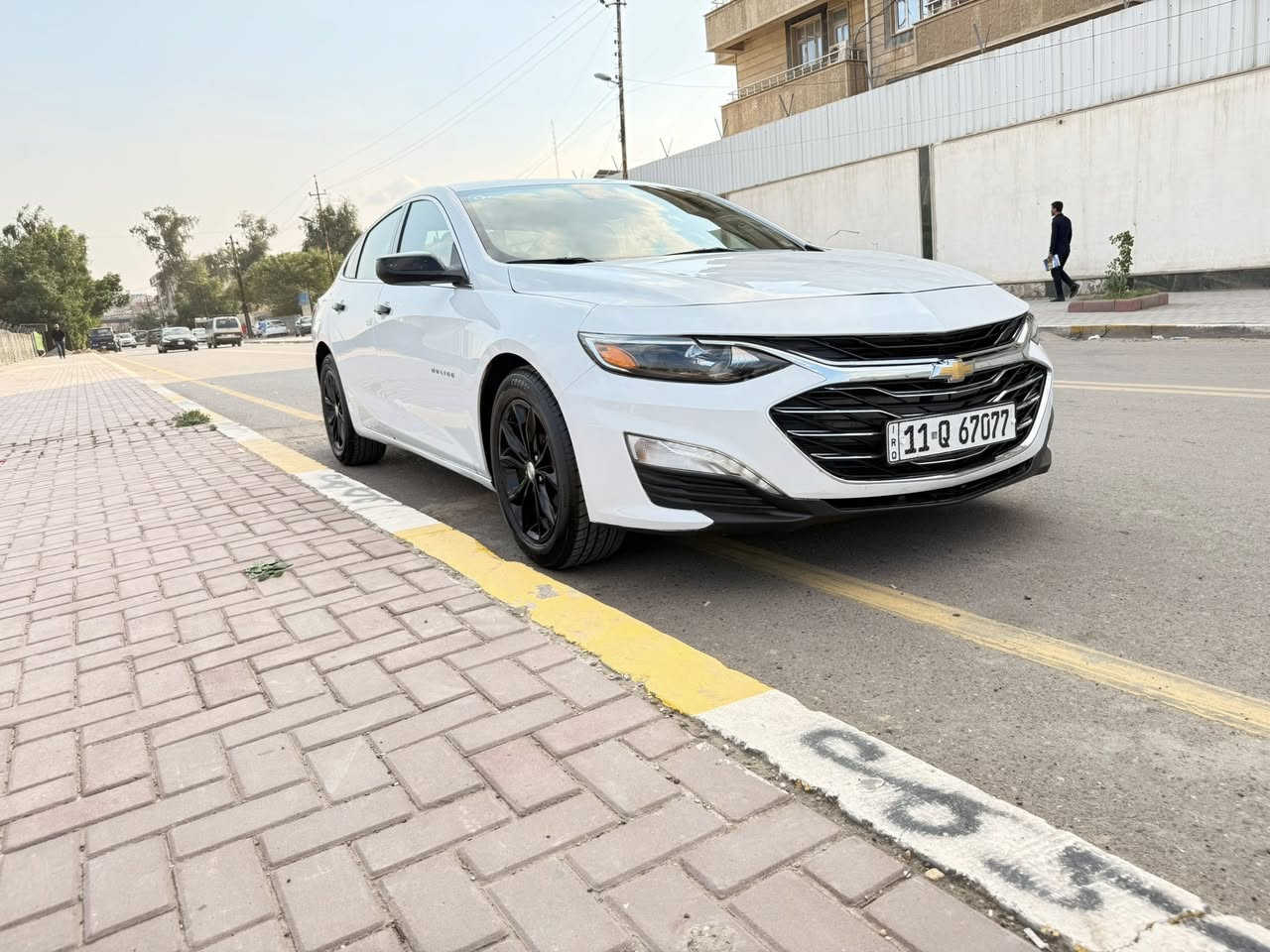 ماليبو 2023 LT رقم بغداد للبيع مكفولة بدون صبغ حادث كسر بالدعامية فقط بيها بارد على كد اصبع بالبند وبارد صغير باب السايق مكفوله من الصبغ والفتح والتبديل جاهزة بدون اي نقص كلوب بالدشبول مابيها تخم تاير جديد صدر كير مكينة تبريد تدفئة كله مكفول مواصفات ال lt  بصمة كشن كهرباء تبريد قطعتين رادار حساس نقطع عمياء تحديد مسار قيادة ذاتيه شاشة كبيرة كاميرا تدفئة كشنات داته شو ماشية 60 ميل بجم زينون عالي ناصي ولدات السعر المطلوب 138 وبي مجال بسيط للشراي اي استفسار *********** مكاني بغداد الاعظمية
