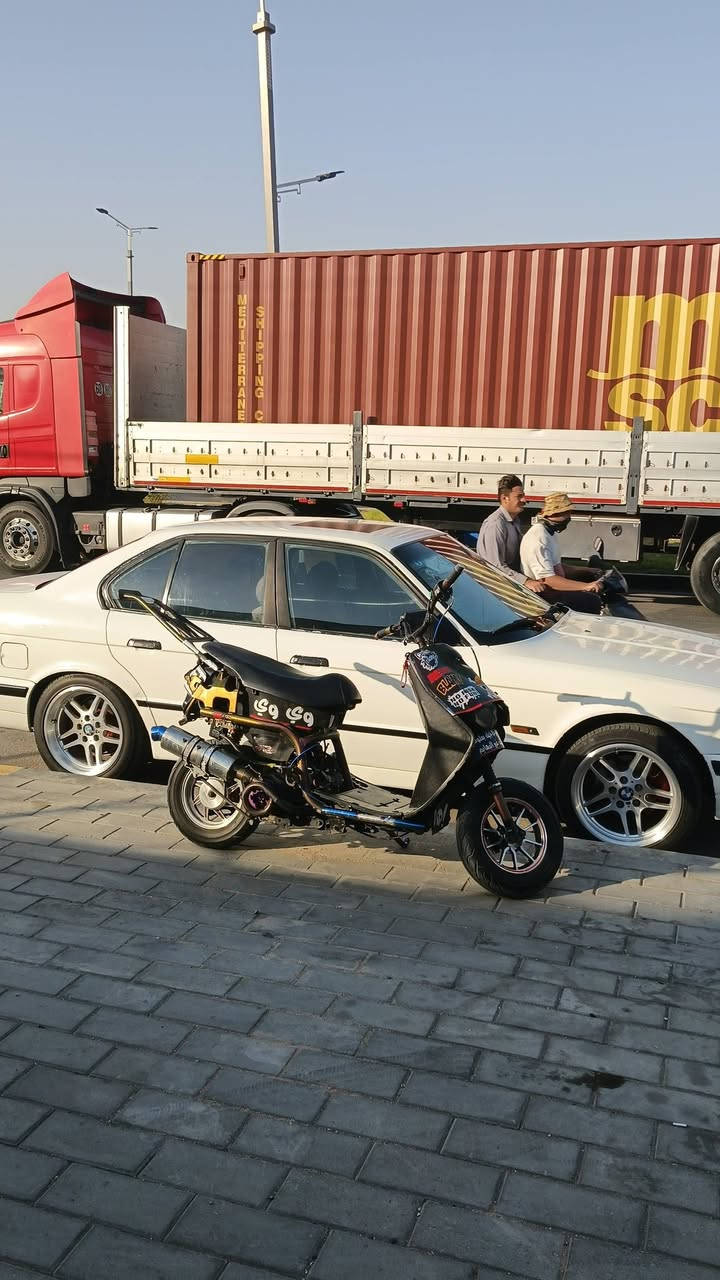 للبيع مكينه ماكس ٥٥ بلاد جاهزه كله مزوعه تزويد سعرره ٥٠٠ مجال قليل كلش رقمي ***********

