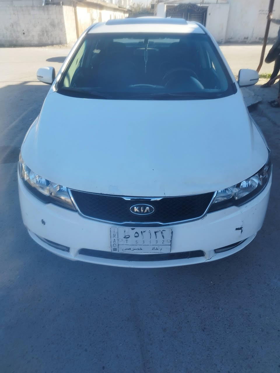 السلام وعليكم شباب سيارتو 2011كير مكينه حداديه مكفولات صبغ عام بدون اي ضربه بيه فقط جاملغ امامي جهت سايق بي تعمير سياره فوال موصفات فتحه تحكم ستيرن مري شفط موصفات اهواي بيه تخم تاير جديد مكاني بغداد مرور التاجي *********** سعر ٧٧وبيه حك جيه فقطط
