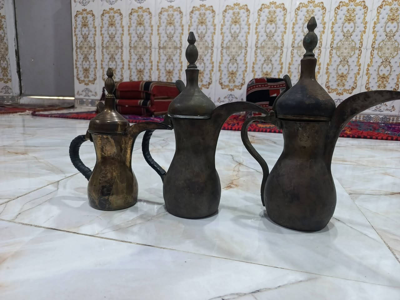 دلال قديمه للبيع طرق يدوي قياس 32/30/25 للستفسار اتصل ***********
