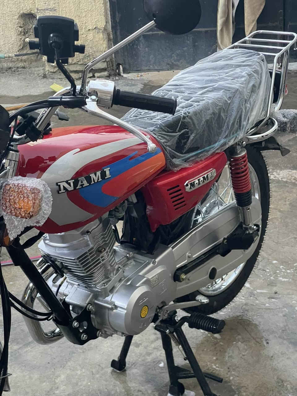 السلام عليكم دراجه أيراني نامه زيرو 2025دراجه زيرو دراجه منفيس استنساخ من الشركه والباقي الأوراق كامله يعني مكاني بغداد حي العامل السعر 900وبيهه مجال رجاءً مايعجبه السعر لا تكسر بحلال العالم 
***********
