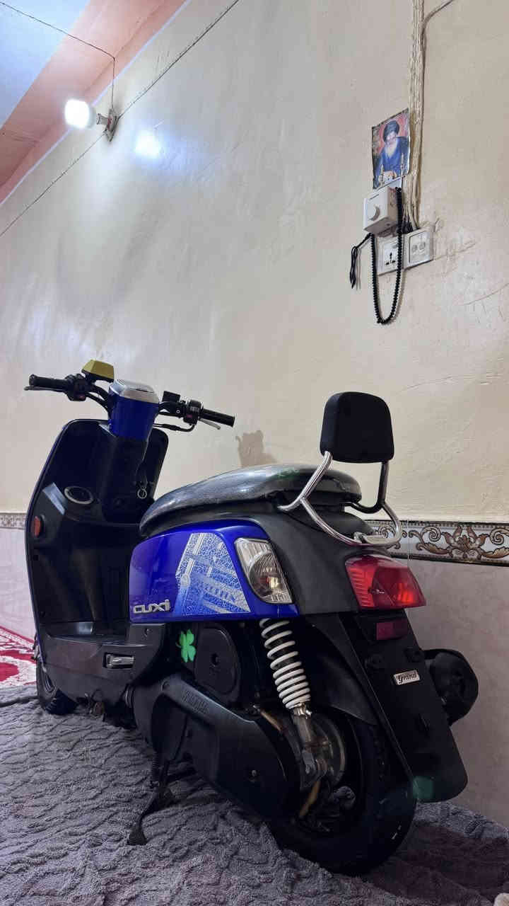 دراجة نتيكة كلة ع بلاد كاملة مكملة من كلشي كهربائيات نص نكرة دراجة تشتغل دراجة انضف من اهاي الصور  - رقم ***********
